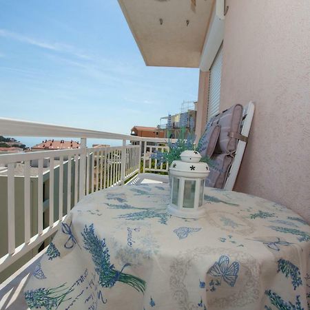Appartement Apartman Antonio à Makarska Extérieur photo